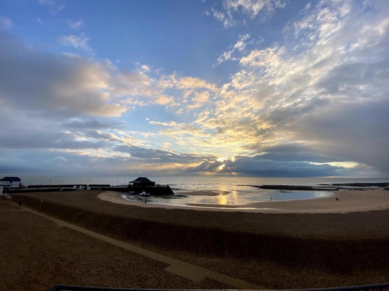 Flintback Cottage 3 Bedroom Ensuite Great Location Broadstairs Exteriör bild